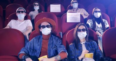 deutsches theater comeback