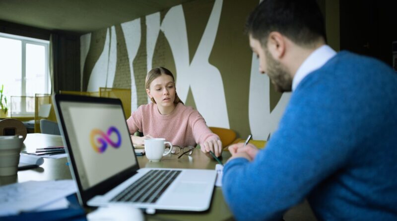 Inbound vs Outbound B2B SaaS