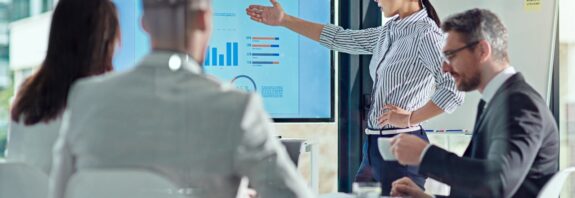Finanzmanagement-Plattformen für deutsche Remote-Agenturen