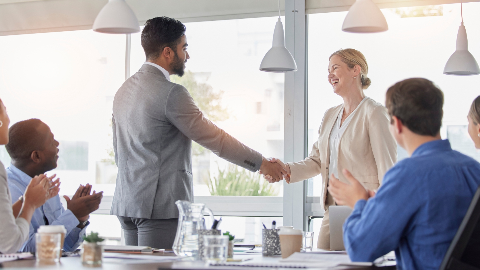 Revenue Operations für Frühphasen-SaaS vs. Enterprise